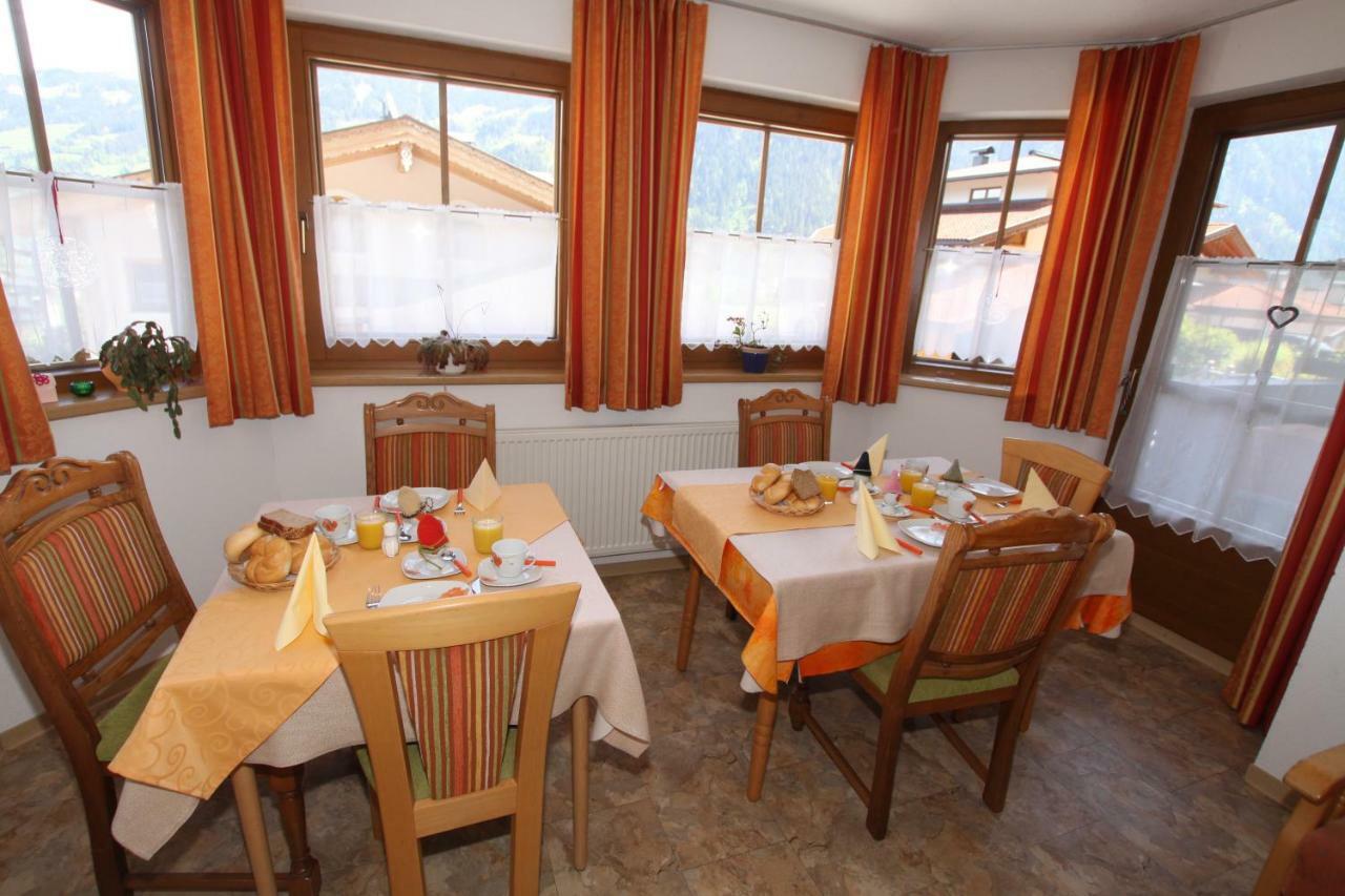 Landhaus Granat Mayrhofen Eksteriør billede