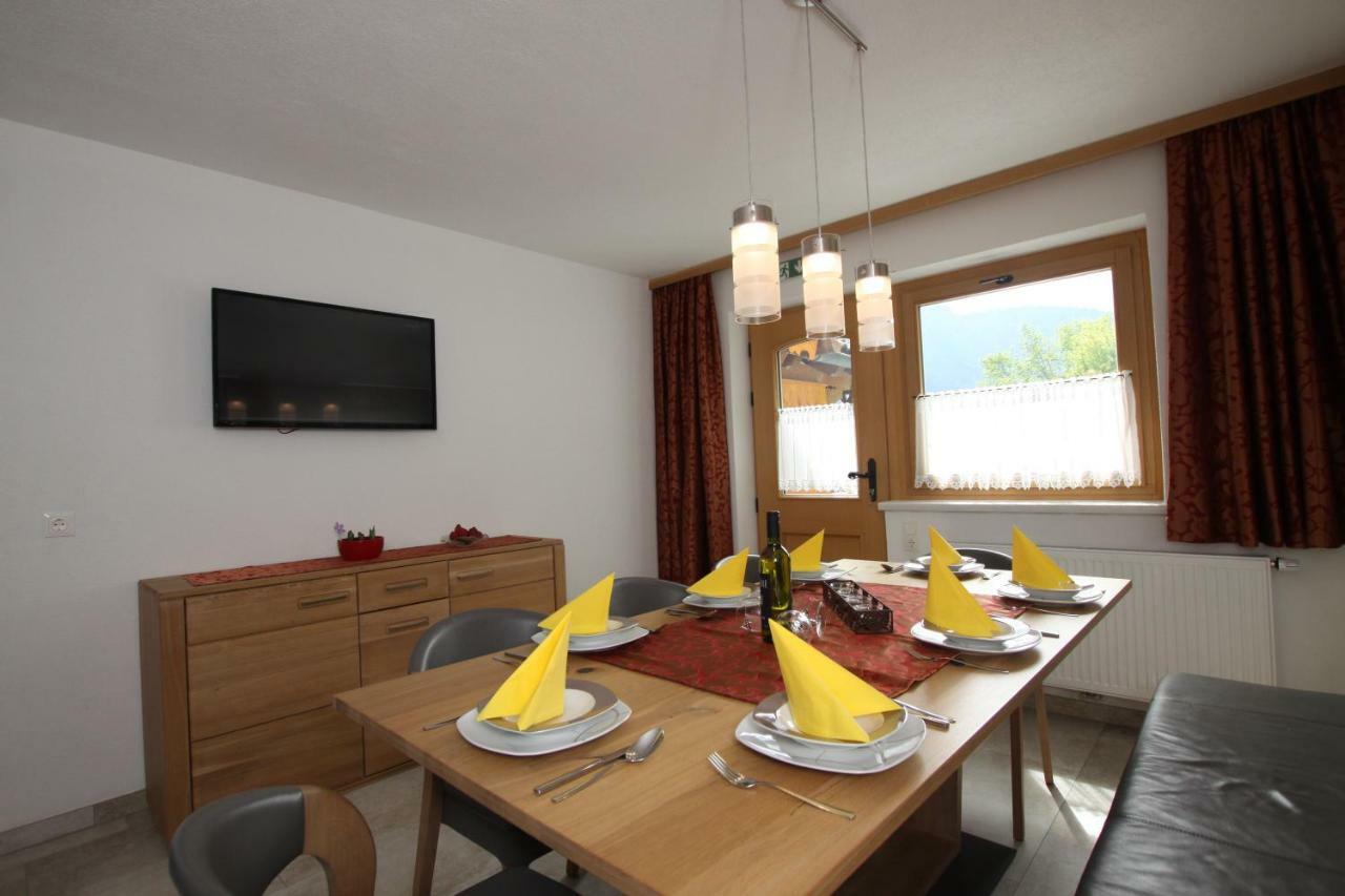 Landhaus Granat Mayrhofen Eksteriør billede