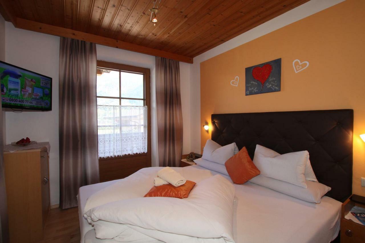 Landhaus Granat Mayrhofen Eksteriør billede