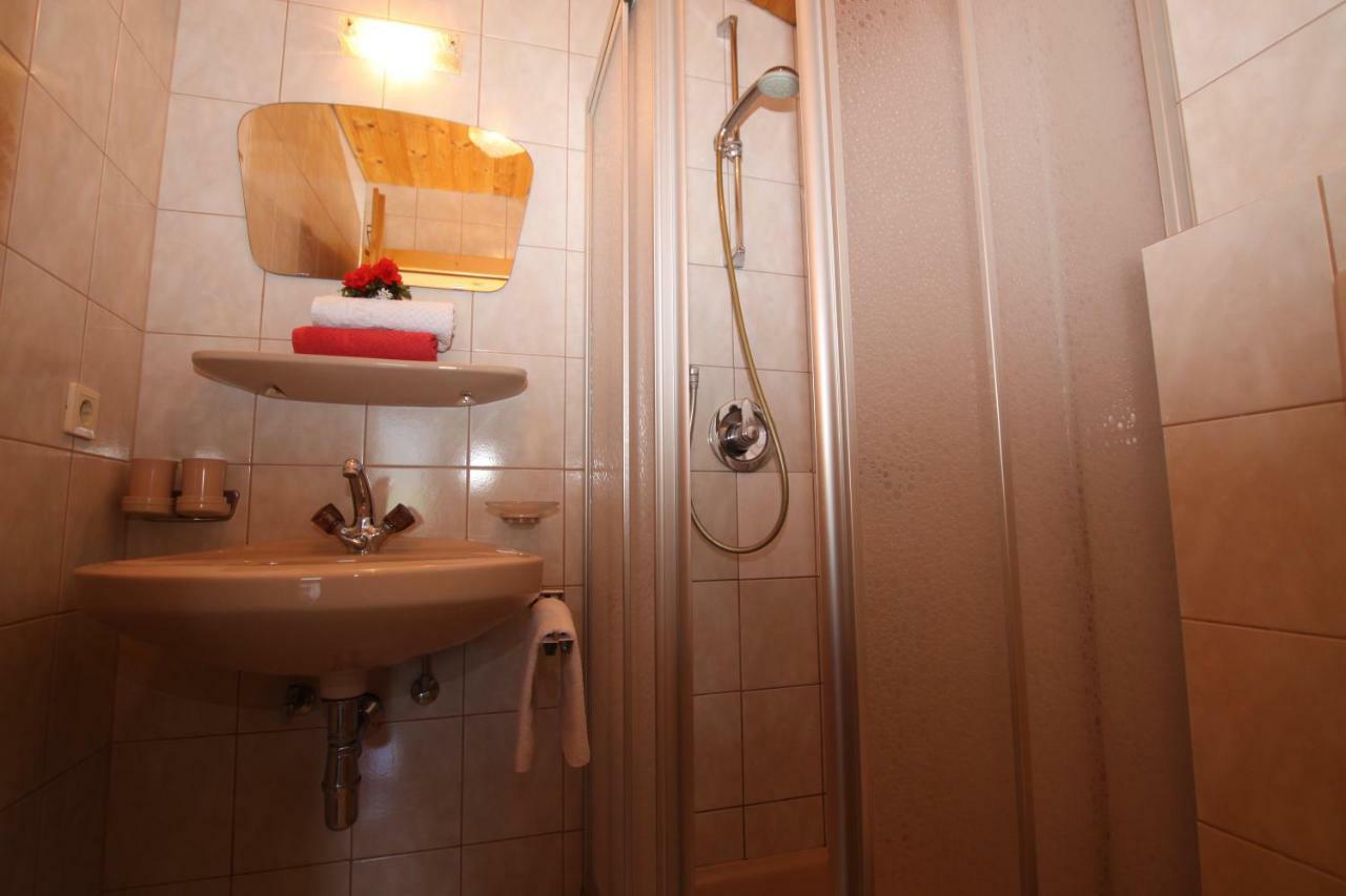 Landhaus Granat Mayrhofen Eksteriør billede